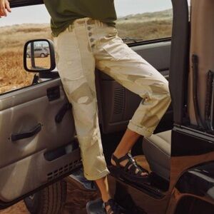 Anthropologie The Wanderer Pants size 26 RUNS LIKE A 2